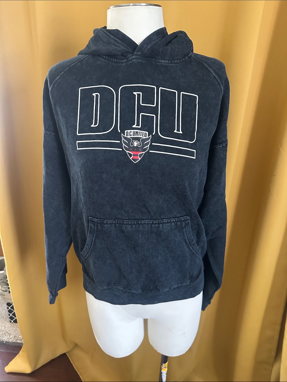 DC United Black Pullover Hoodie with Team Crest